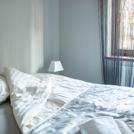 Apartamenty Centrum- Kochanowskiego -Dawniej Two-Bedroom Apartment Zielona Gora  Ngoại thất bức ảnh